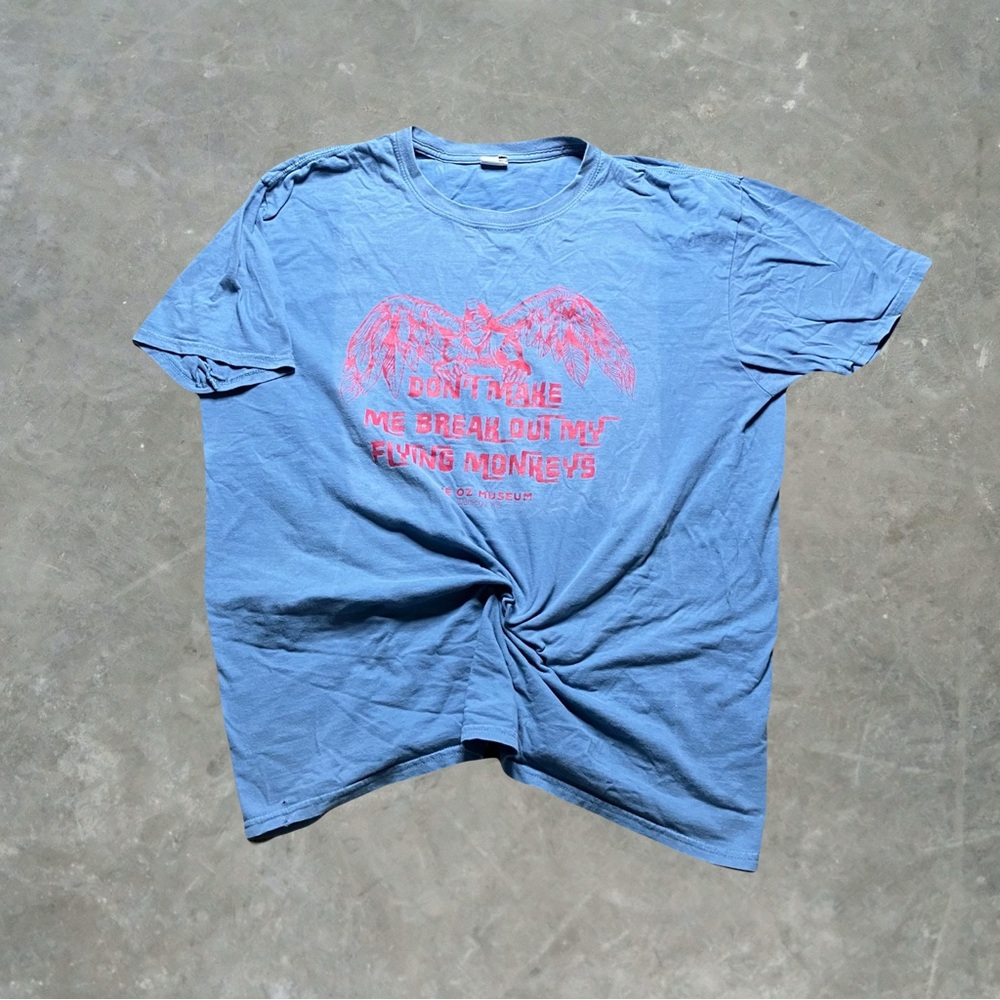 ☀️ Vintage Oz Museum Tee Mens Size XL Blue
